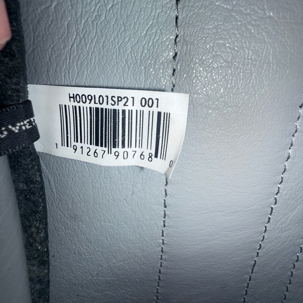 Marc Jacobs Black Leather The Tote Bag • Authentic - Picture 6 of 6